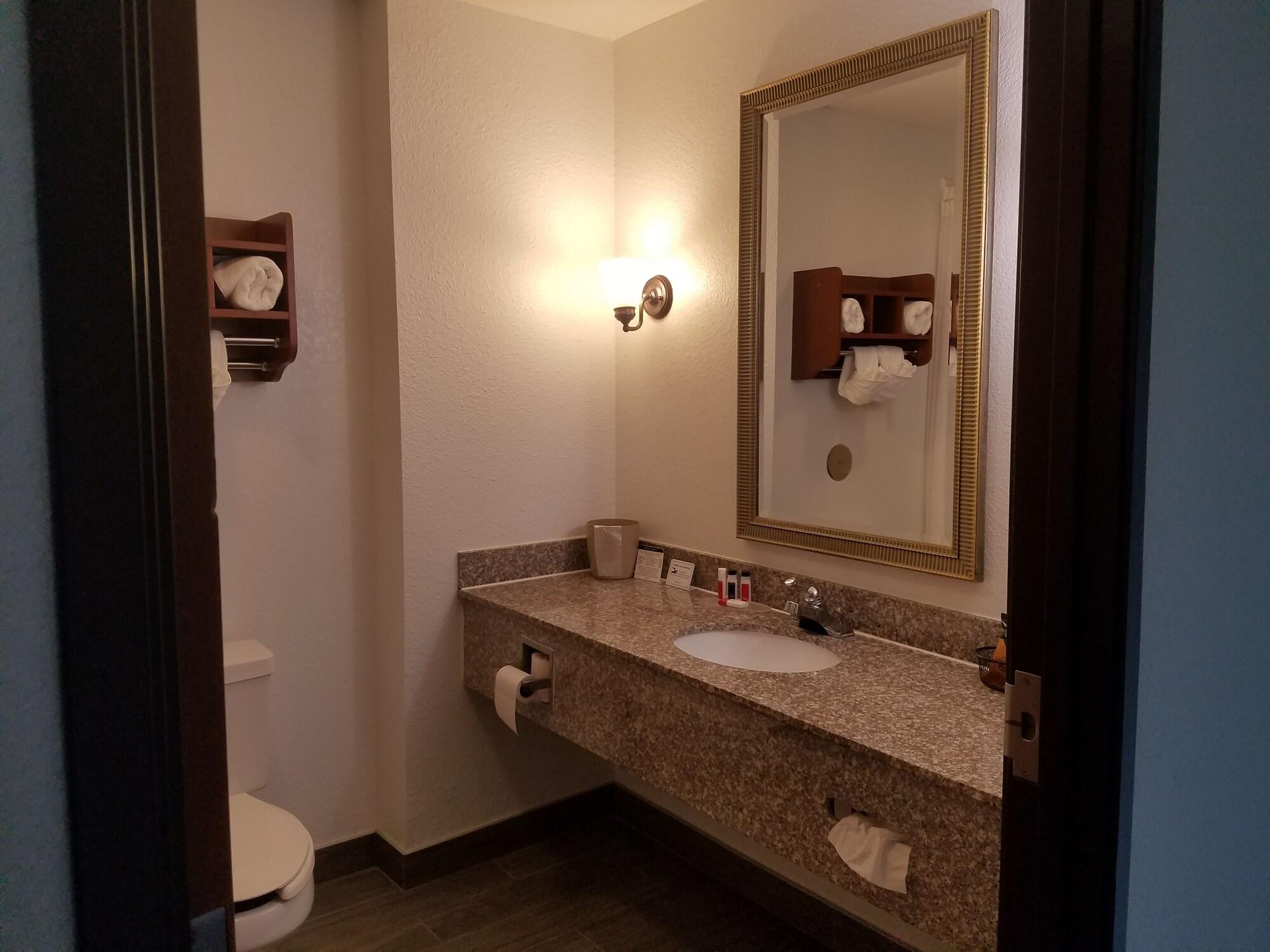 Comfort Inn & Suites Gatesville Near Fort Cavazos Ngoại thất bức ảnh