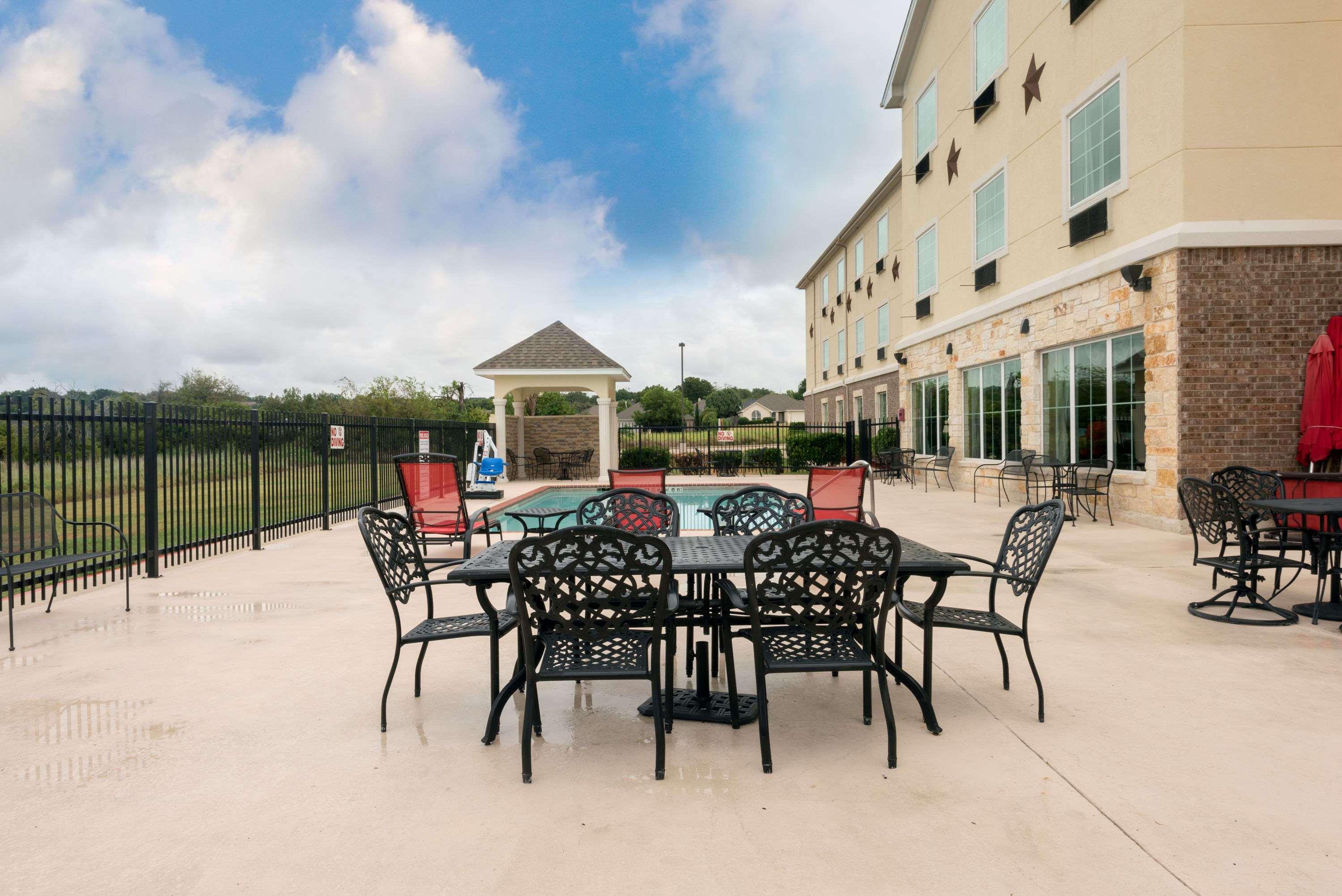 Comfort Inn & Suites Gatesville Near Fort Cavazos Ngoại thất bức ảnh