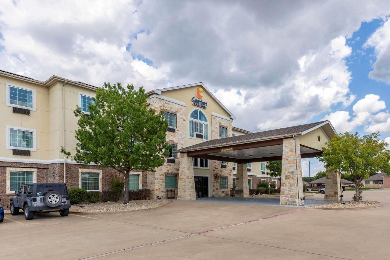Comfort Inn & Suites Gatesville Near Fort Cavazos Ngoại thất bức ảnh